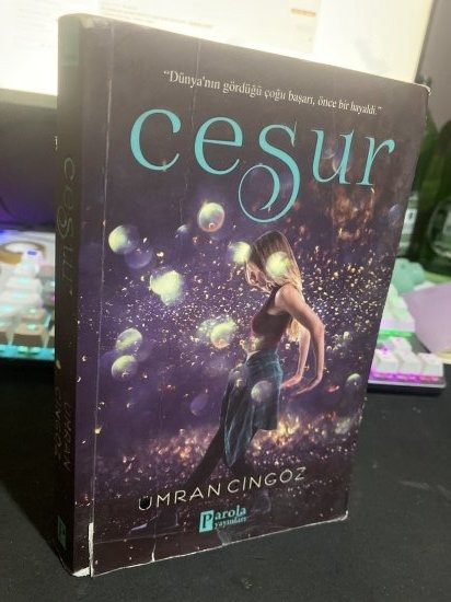 CESUR - ÜMRAN CİNGÖZ kitap kapağı