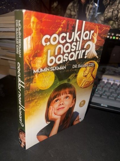 Çocuklar Nasıl Başarır? - Bahar Eriş Mümin Sekman kitap kapağı