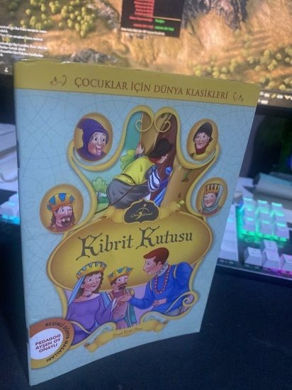 KİBRİT KUTUSU - Kolektif / Belirtilmemiş kitap kapağı