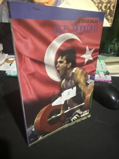 İz Bırakanlar | Cep Herkülü - Rüya Gündüzhev kitap kapağı
