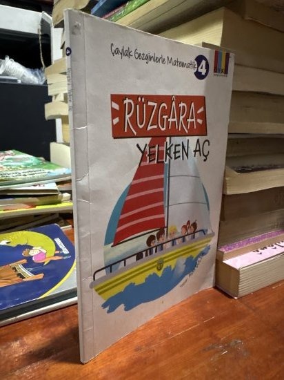 ÇAYLAK GEZGİNLERLE MATEMATİK 4  rüzgara yelken aç - Ayla çulha kitap kapağı