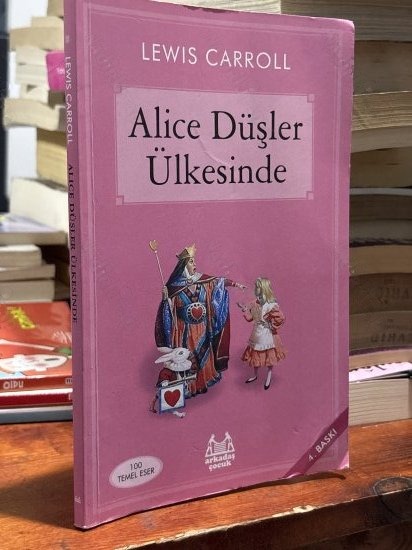 Alice Düşler Ülkesinde
