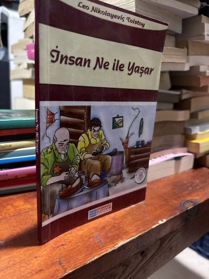 İnsan Ne İle Yaşar