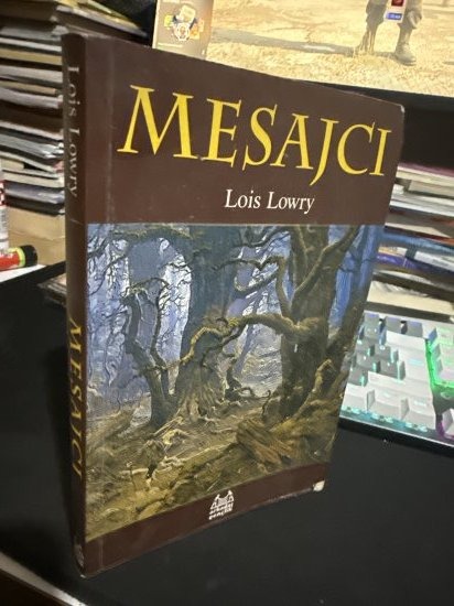 MESAJCI - LOİS LOWRY kitap kapağı