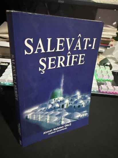 Salevât-ı Şerîfe - Ahmet Mahmut Ünlü kitap kapağı